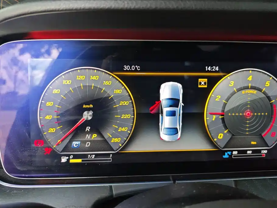 奔驰E级 2018款 改款 E 300 L 时尚型 купить на сайте DeffCars