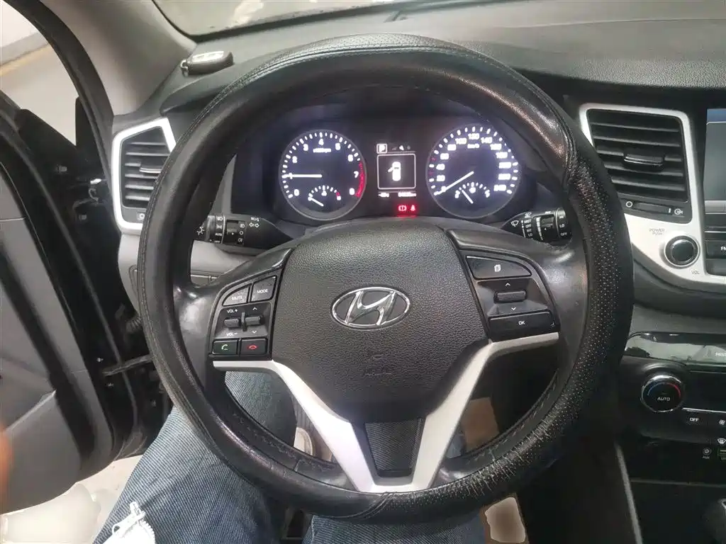 Tucson 2018 1.6T dual-clutch two-wheel drive 15th anniversary special edition купить на сайте DeffCars