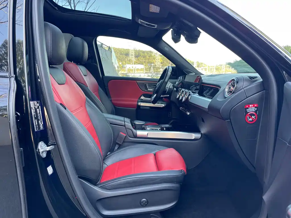 Mercedes-Benz GLB AMG 2021 AMG GLB 35 4MATIC купить на сайте DeffCars