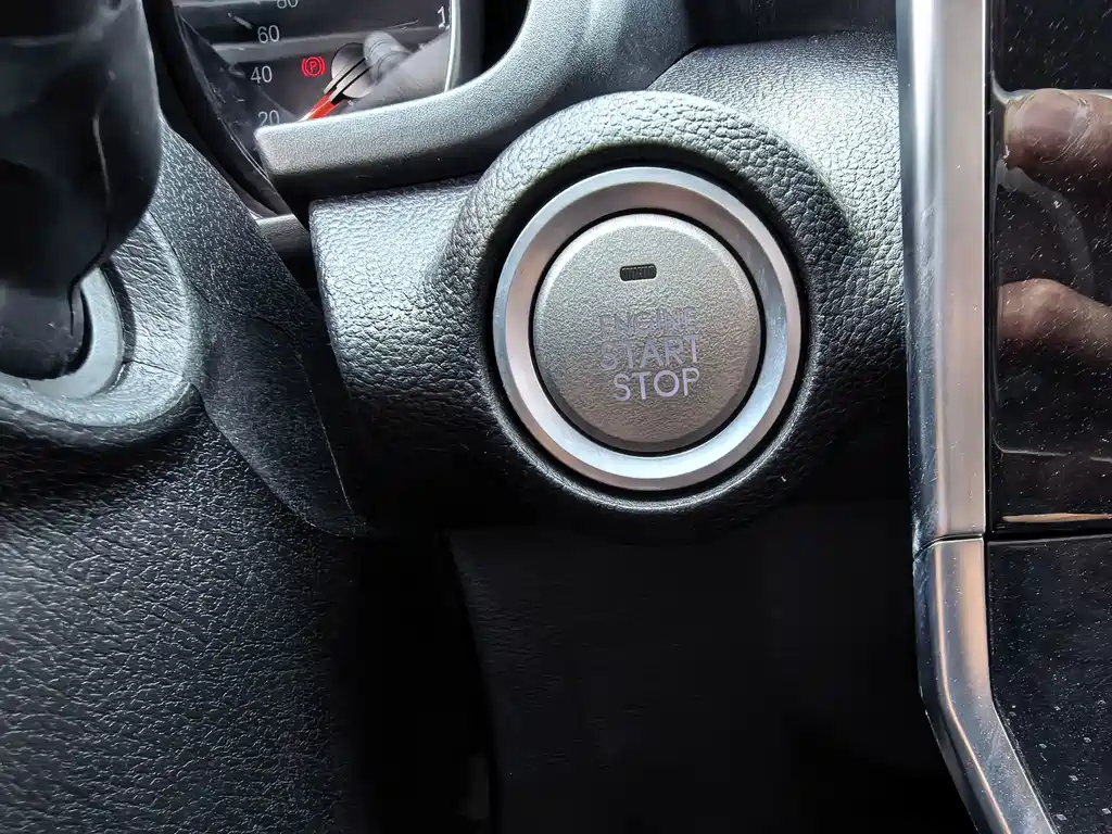 Haval M6 2021 PLUS 1.5T DCT luxury smart connected model купить на сайте DeffCars