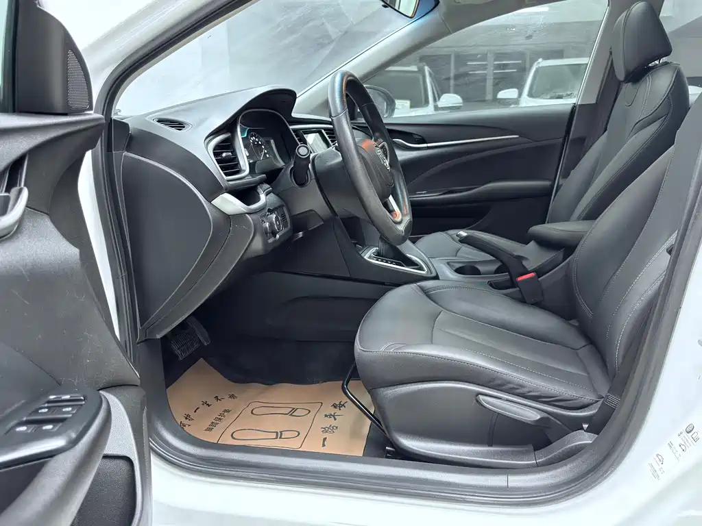 Yinglang 2021 model model 1.5L automatic elite model купить на сайте DeffCars