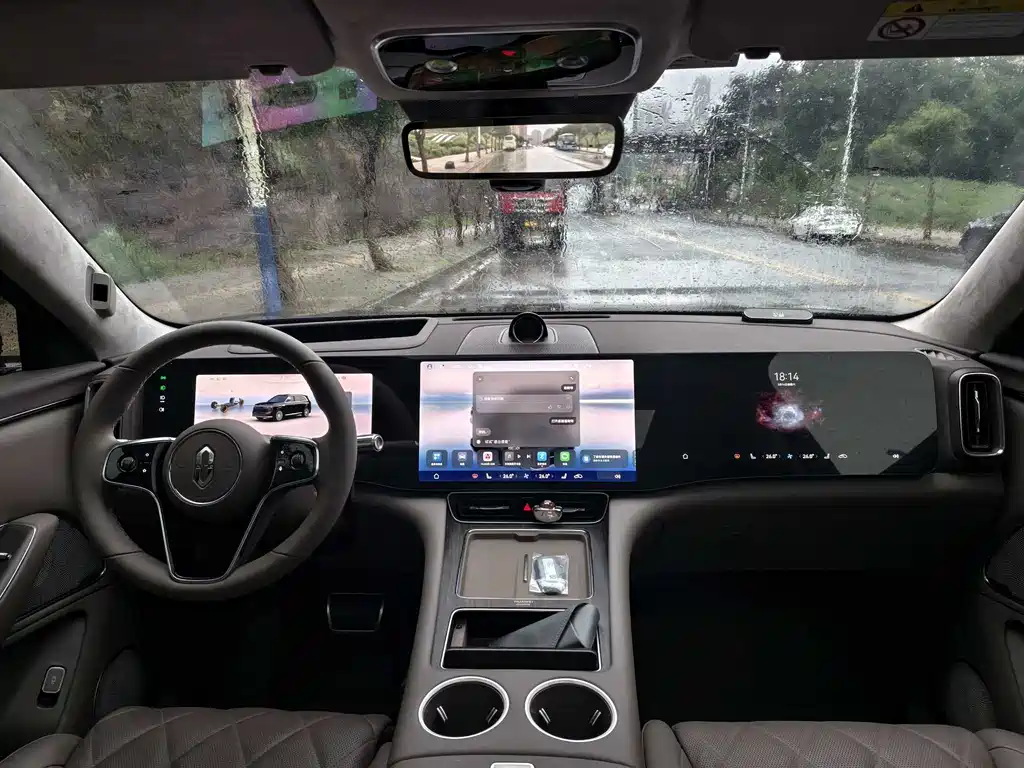 Wenjie M8 2025 pure electric Max+ six-seat long-range version купить на сайте DeffCars