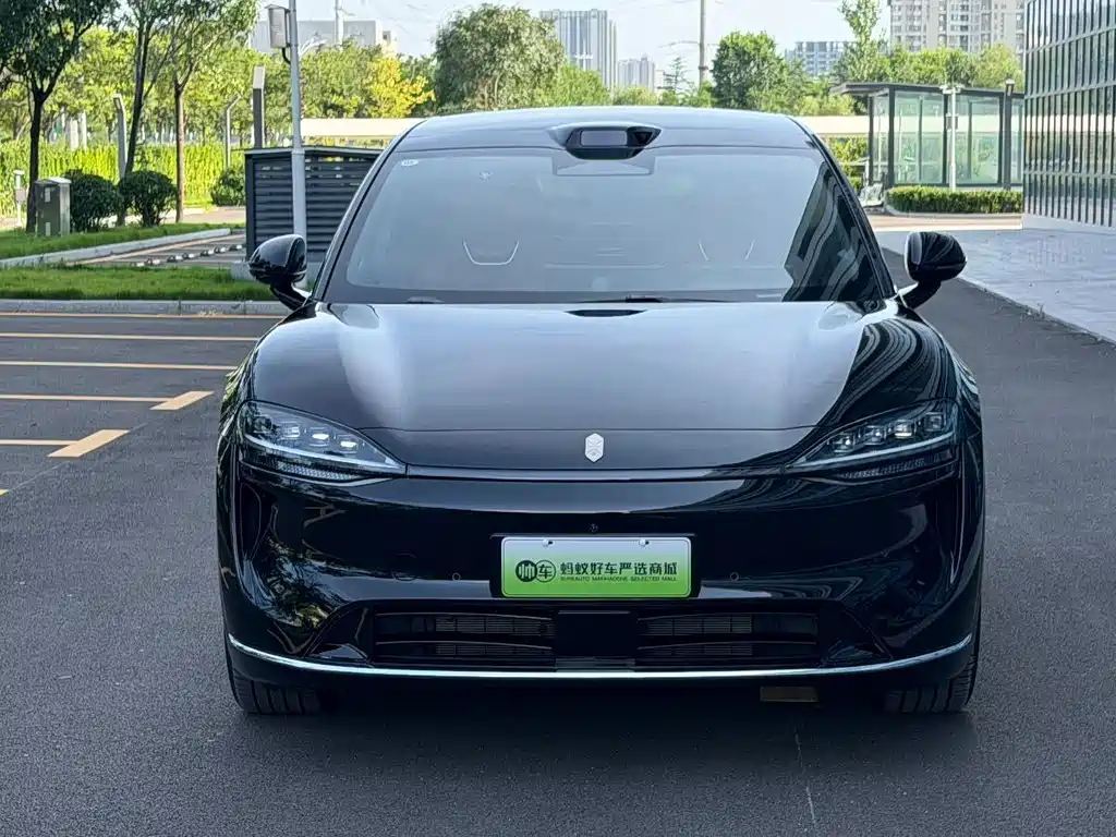 Luxeed R7 2026款 增程 Max192线激光雷达） купить на сайте DeffCars