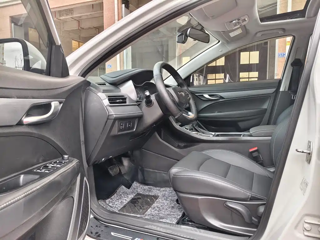 Emgrand 2021 UP 1.5L CVT luxury model купить на сайте DeffCars