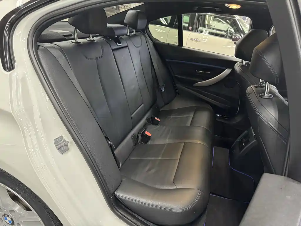 BMW 3 Series 2018 320i M Sports Package купить на сайте DeffCars