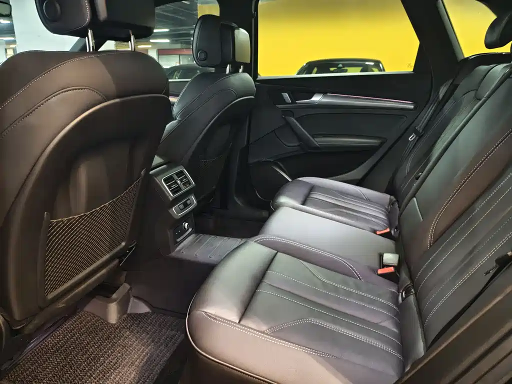 Audi Q5L 2023 40T luxury and dynamic model купить на сайте DeffCars