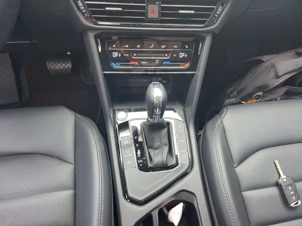 Tuyue 2021 330TSI four-wheel drive luxury version PLUS купить на сайте DeffCars