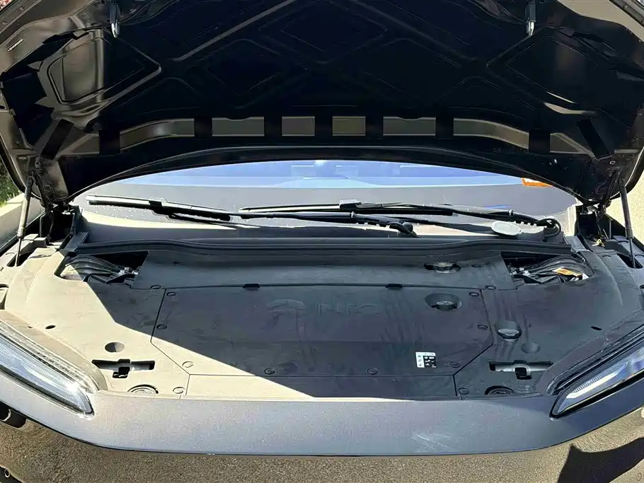 NIO ET5 2024 model 75kWh купить на сайте DeffCars