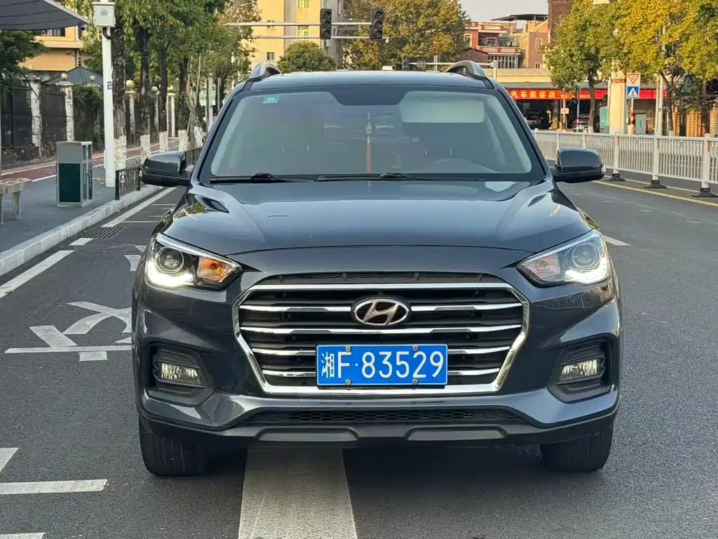 Beijing Hyundai ix35 2019 2.0L automatic two-wheel drive Zhiyong·Enjoy Edition National V купить на сайте DeffCars