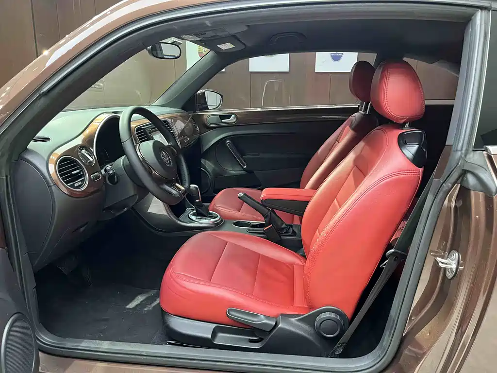 Beetle 2017 180TSI Yile Edition купить на сайте DeffCars