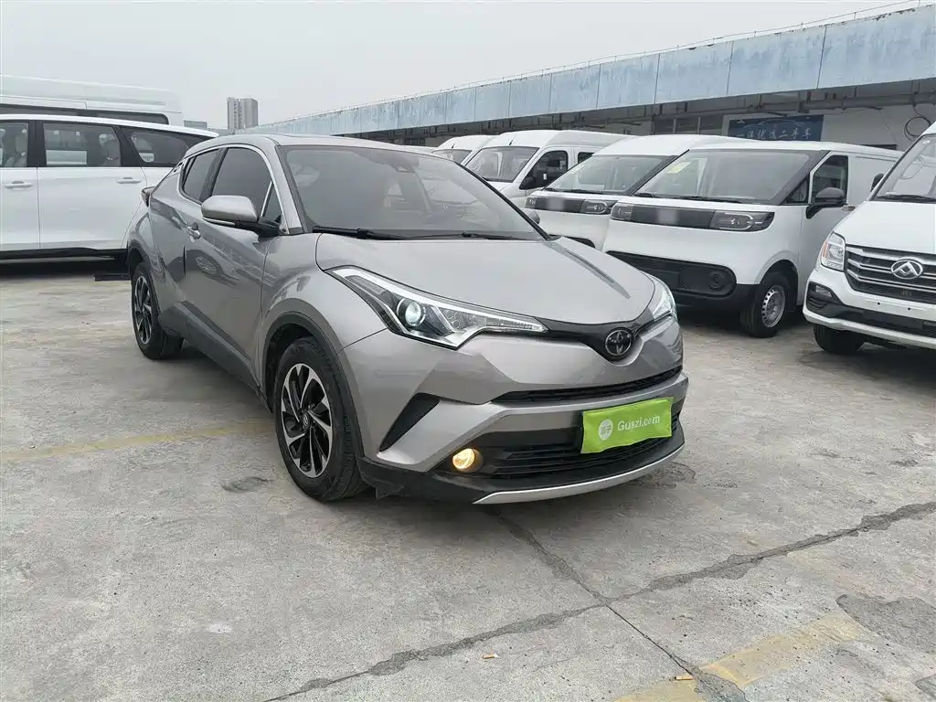Yize IZOA 2018 2.0L Yichi Edition National VI купить на сайте DeffCars