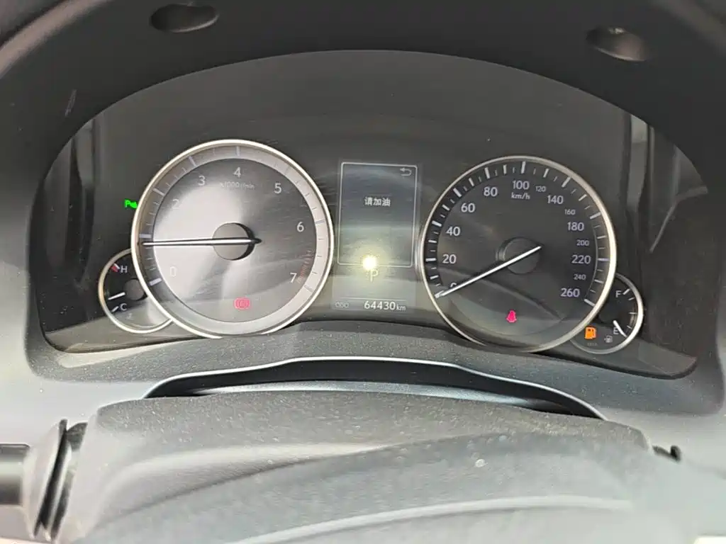 Lexus ES 2015 200 Elite Edition купить на сайте DeffCars