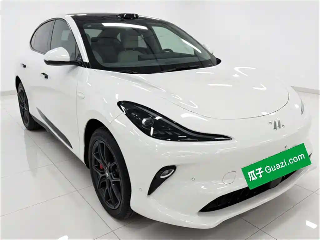 Zhiji LS6 2025 Smart Lizard Driving Edition купить на сайте DeffCars