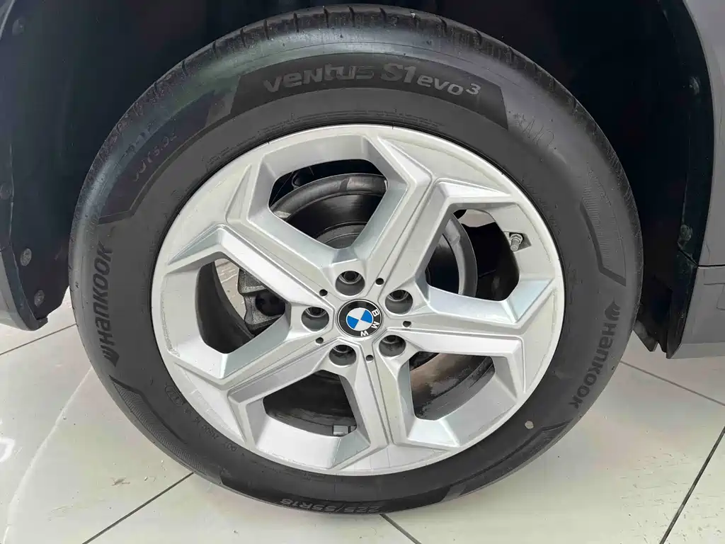BMW X1 2023 sDrive20Li X Design Package купить на сайте DeffCars