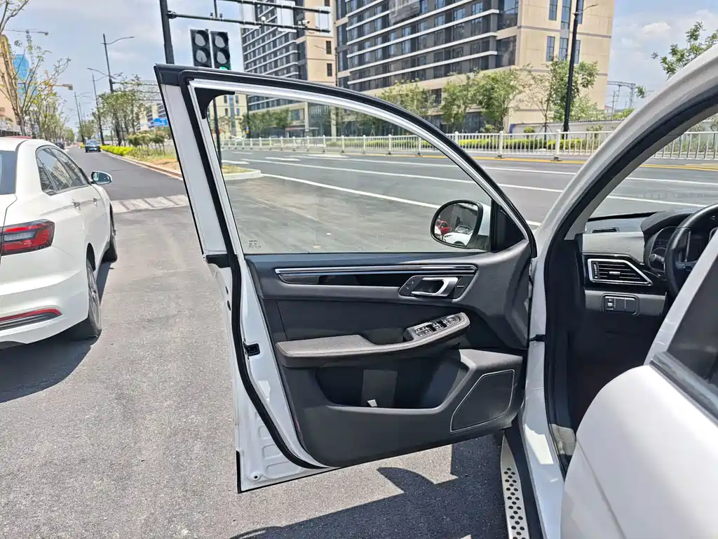 Damai X5 2017 Classic Edition 1.5T CVT Premium Type купить на сайте DeffCars