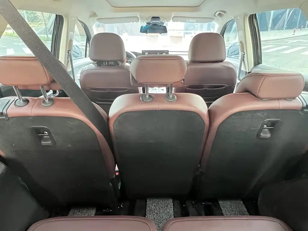 Haoyue 2022 1.8TD DCT luxury model 7 seats купить на сайте DeffCars