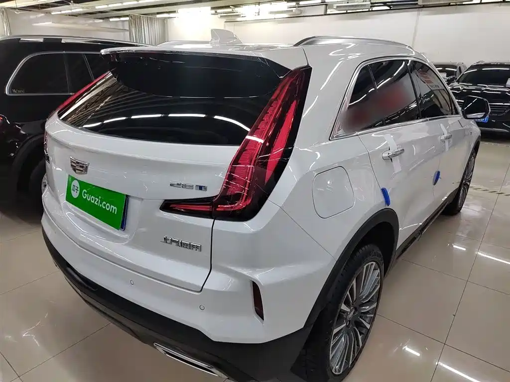Cadillac XT4 2024 28T two-wheel drive premium model купить на сайте DeffCars