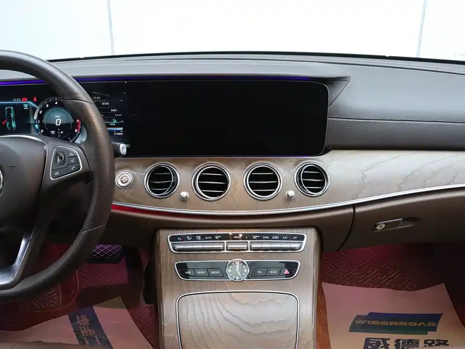 Mercedes-Benz E-Class 2018 facelift E 200 L купить на сайте DeffCars