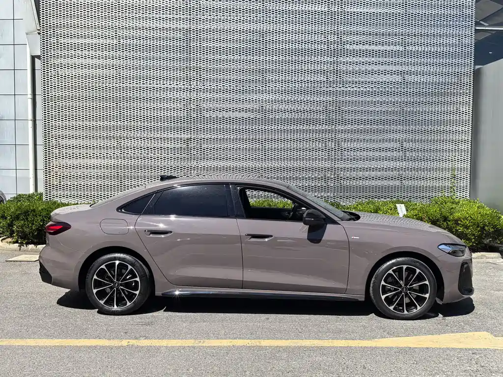 Audi A5L 2026 2.0T Sports Edition Plus купить на сайте DeffCars