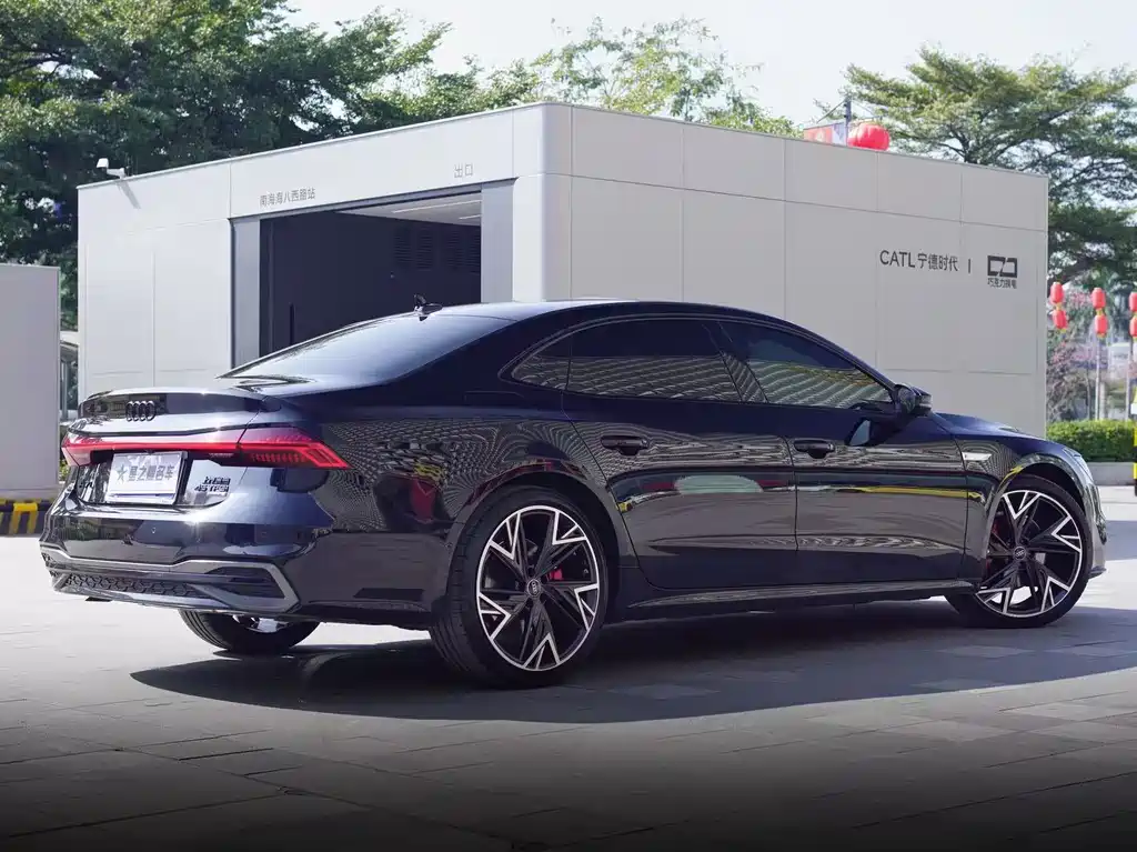 Audi A7L 2023 45 TFSI quattro S-line Black Warrior Edition купить на сайте DeffCars