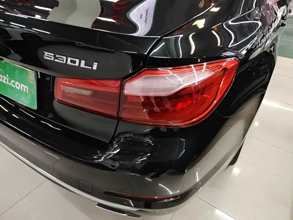 BMW 5 Series 2018 facelift 530Li xDrive luxury package купить на сайте DeffCars