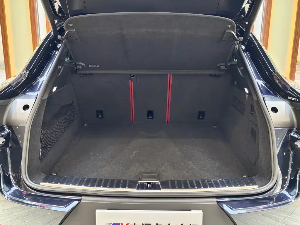 Cayenne 2023 Cayenne Coupé 3.0T Platinum Edition купить на сайте DeffCars