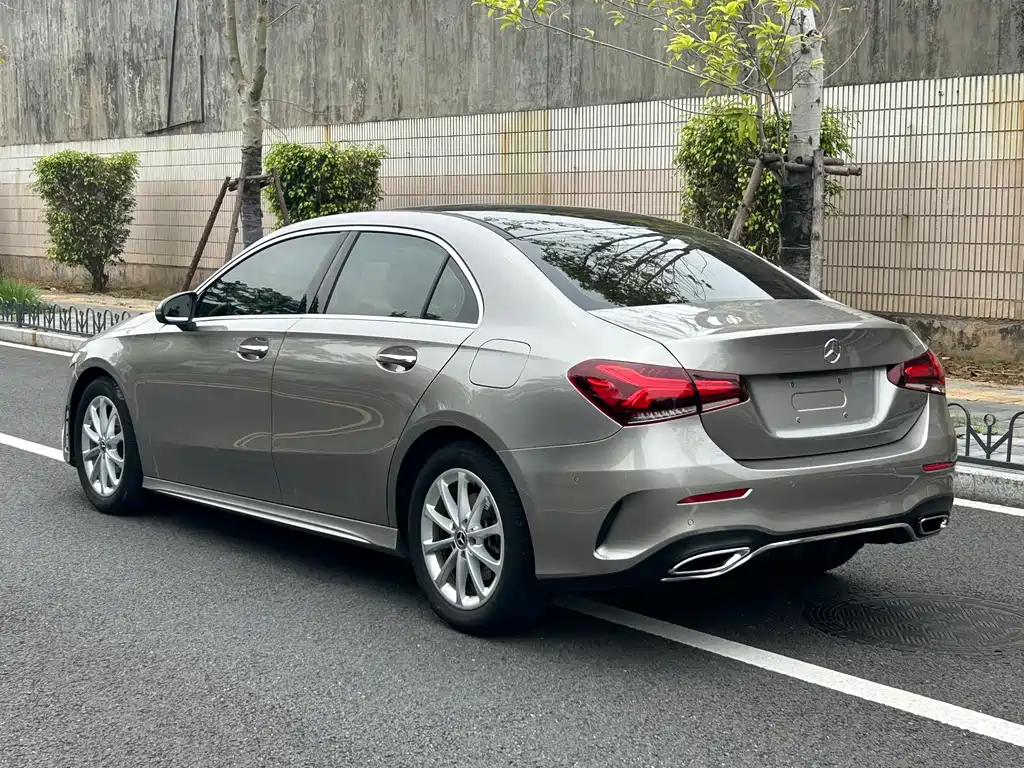 Mercedes-Benz A-Class 2020 Facelift A 200 L Sports Sedan Fashionable купить на сайте DeffCars