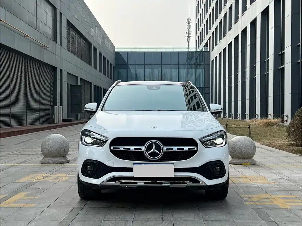 Mercedes-Benz GLA 2023 GLA 220 купить на сайте DeffCars