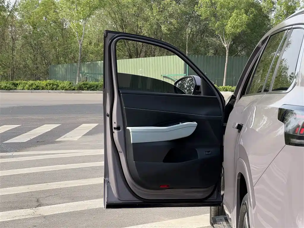 Touron 2025 Touron Pro 450TSI four-wheel drive vertical version купить на сайте DeffCars