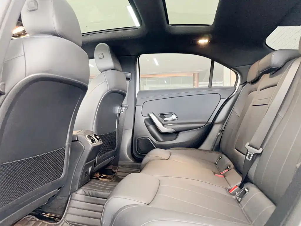 Mercedes-Benz A-Class 2022 A 200 L Sports Sedan Fashionable купить на сайте DeffCars