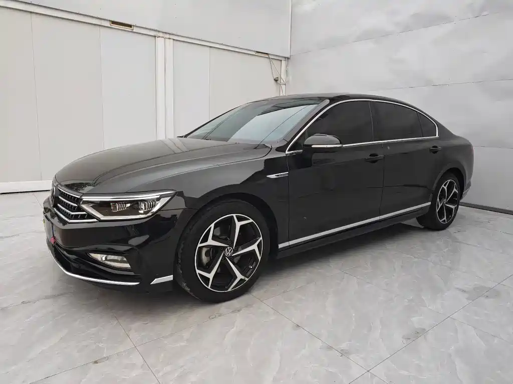 Magotan 2023 2 million commemorative edition 330TSI DSG luxury model купить на сайте DeffCars
