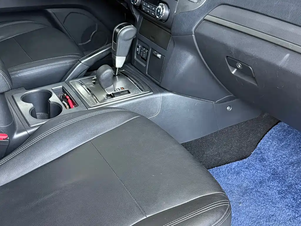 Pajero imported 2020 3.0L automatic premium version купить на сайте DeffCars