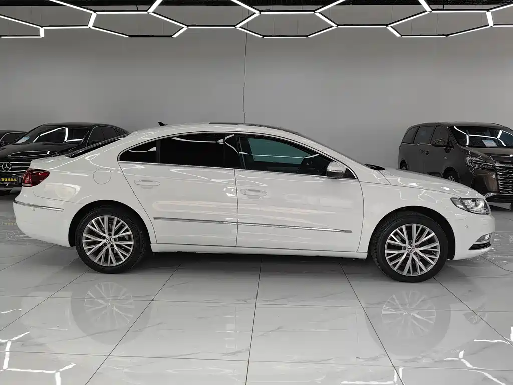 FAW-Volkswagen CC 2018 2.0TSI luxury model купить на сайте DeffCars