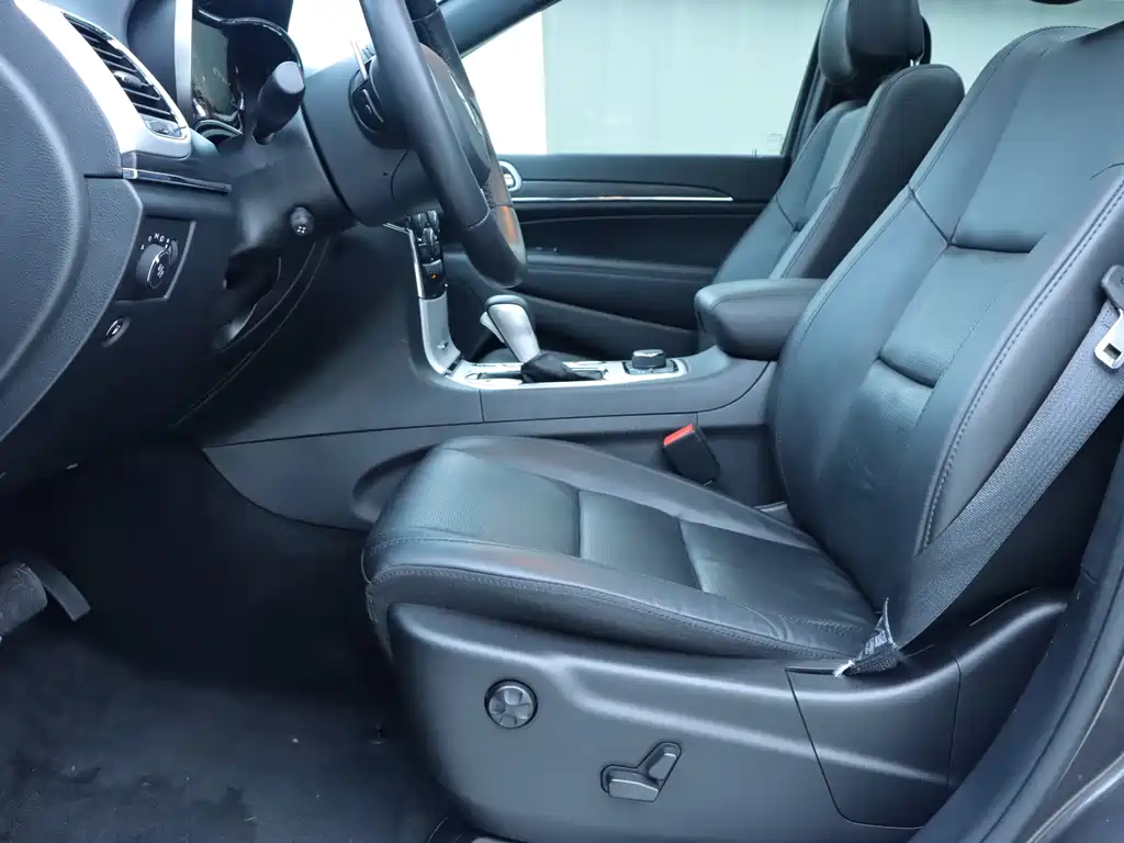Grand Cherokee imported 2020 3.0L Elite Navigation Edition купить на сайте DeffCars