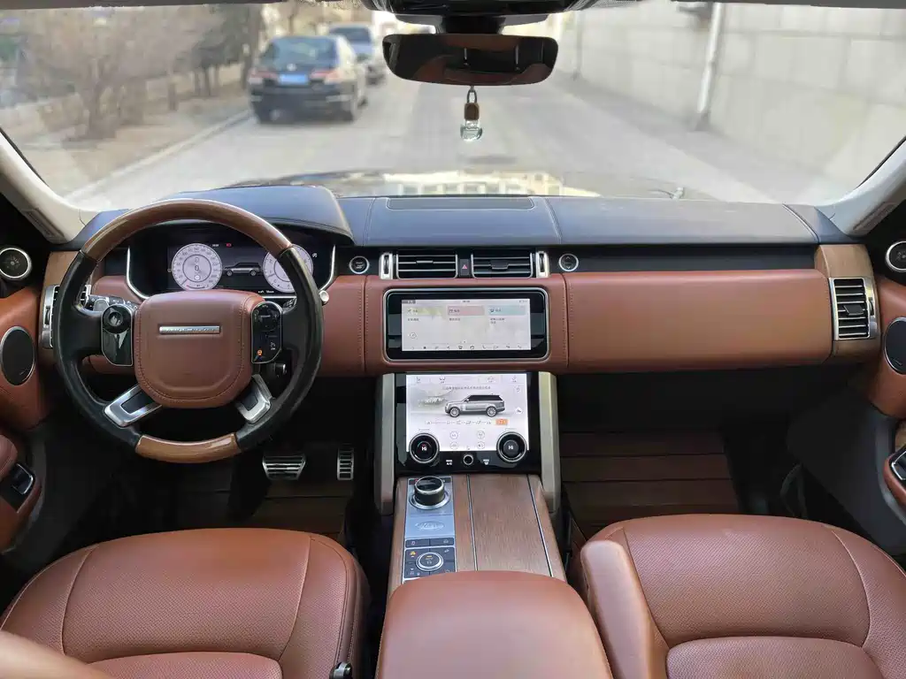 Range Rover 2020 3.0 L6 Honor Creation Extended Edition купить на сайте DeffCars