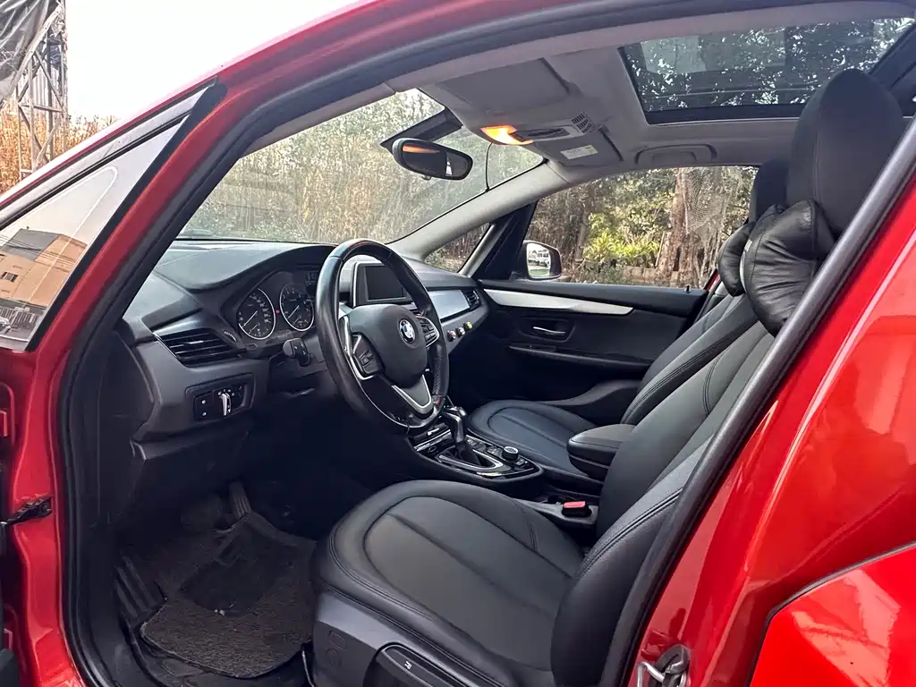 BMW 2 Series Touring 2016 218i Leading Model купить на сайте DeffCars