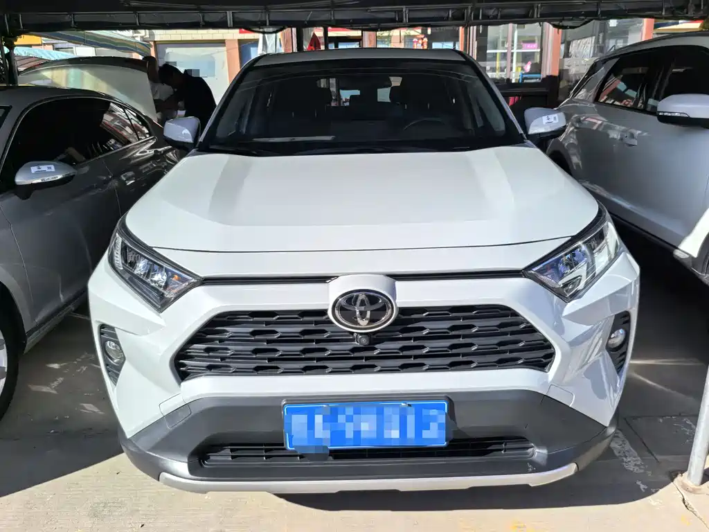 RAV4 Rongfang 2021 2.0L CVT four-wheel drive fashion PLUS version купить на сайте DeffCars