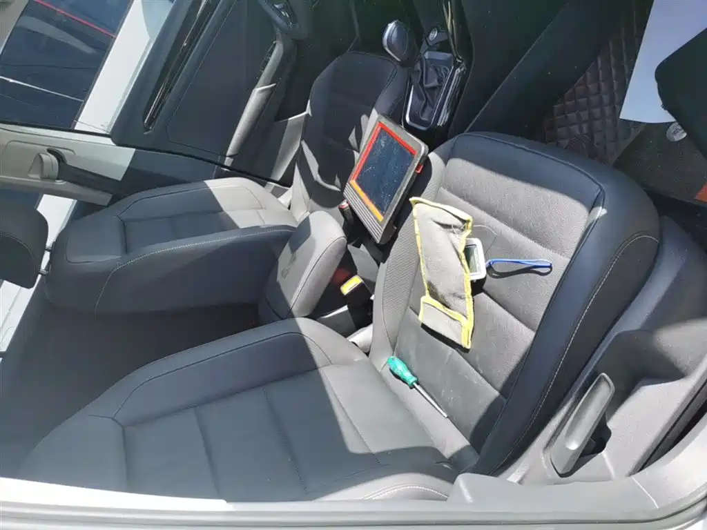 T-ROC 2021 facelift 280TSI DSG two-wheel drive comfortable intelligent connected version купить на сайте DeffCars