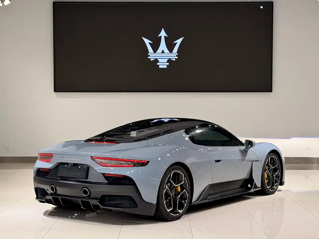Maserati MC20 2023 3.0T Standard Edition купить на сайте DeffCars
