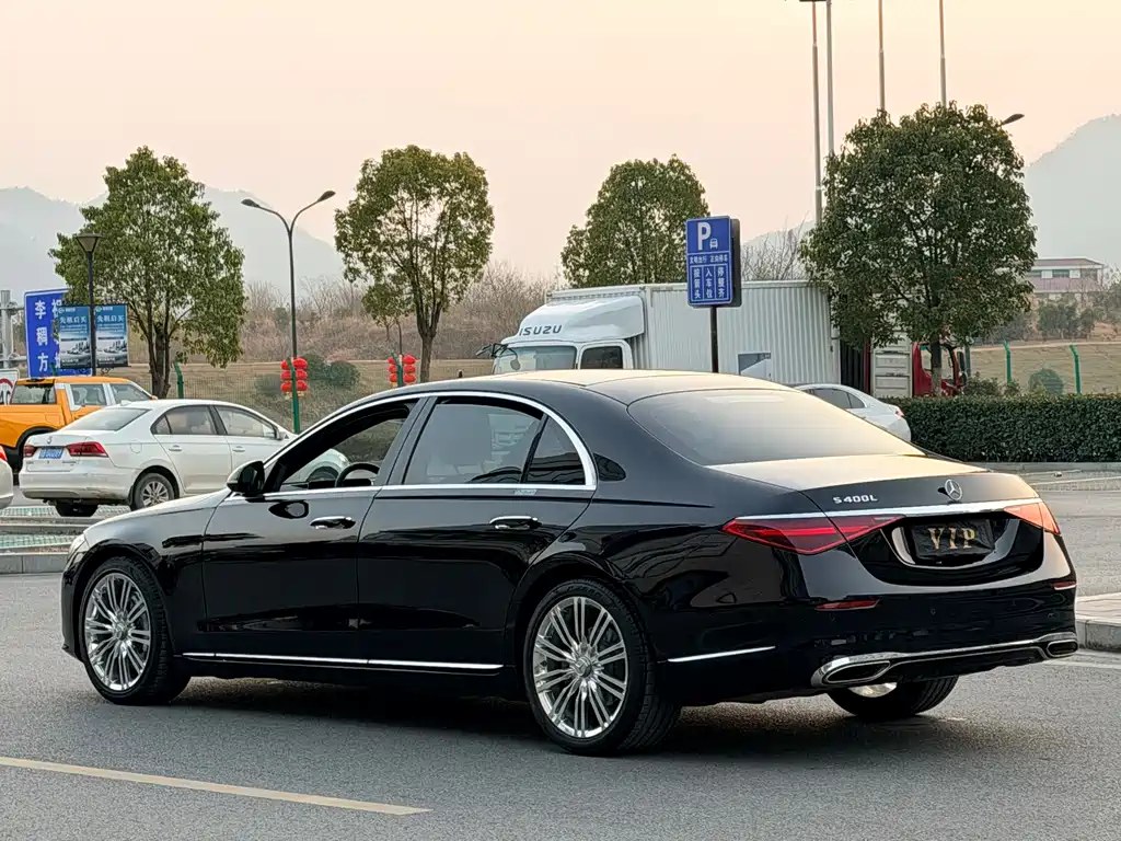 Mercedes-Benz S-Class 2023 S 400 L Luxury Model купить на сайте DeffCars
