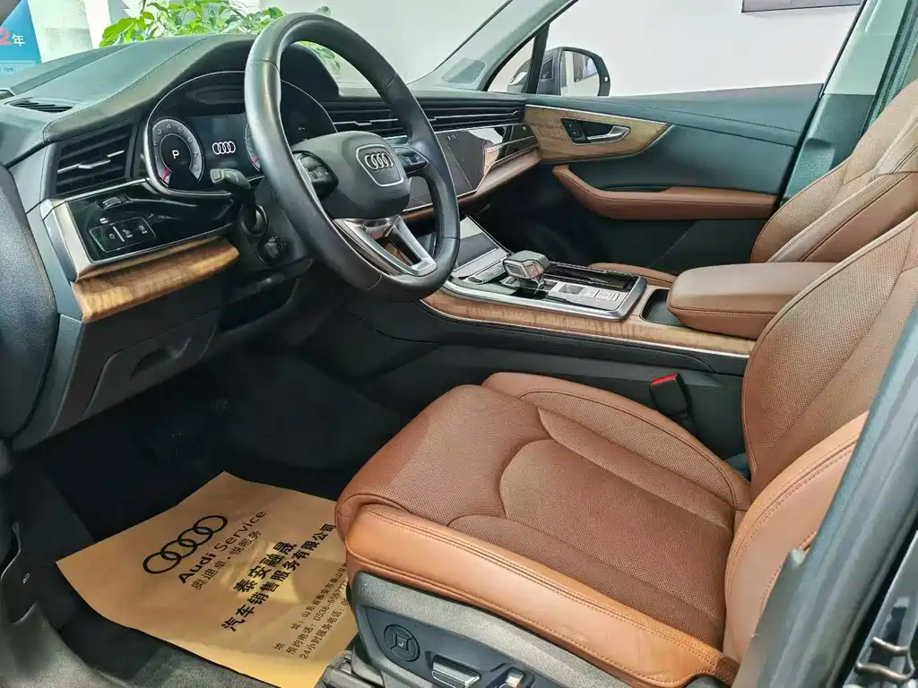 Audi Q7 2023 55 TFSI quattro S premium model купить на сайте DeffCars