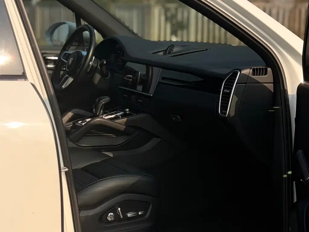 Cayenne 2018 Cayenne 3.0T купить на сайте DeffCars