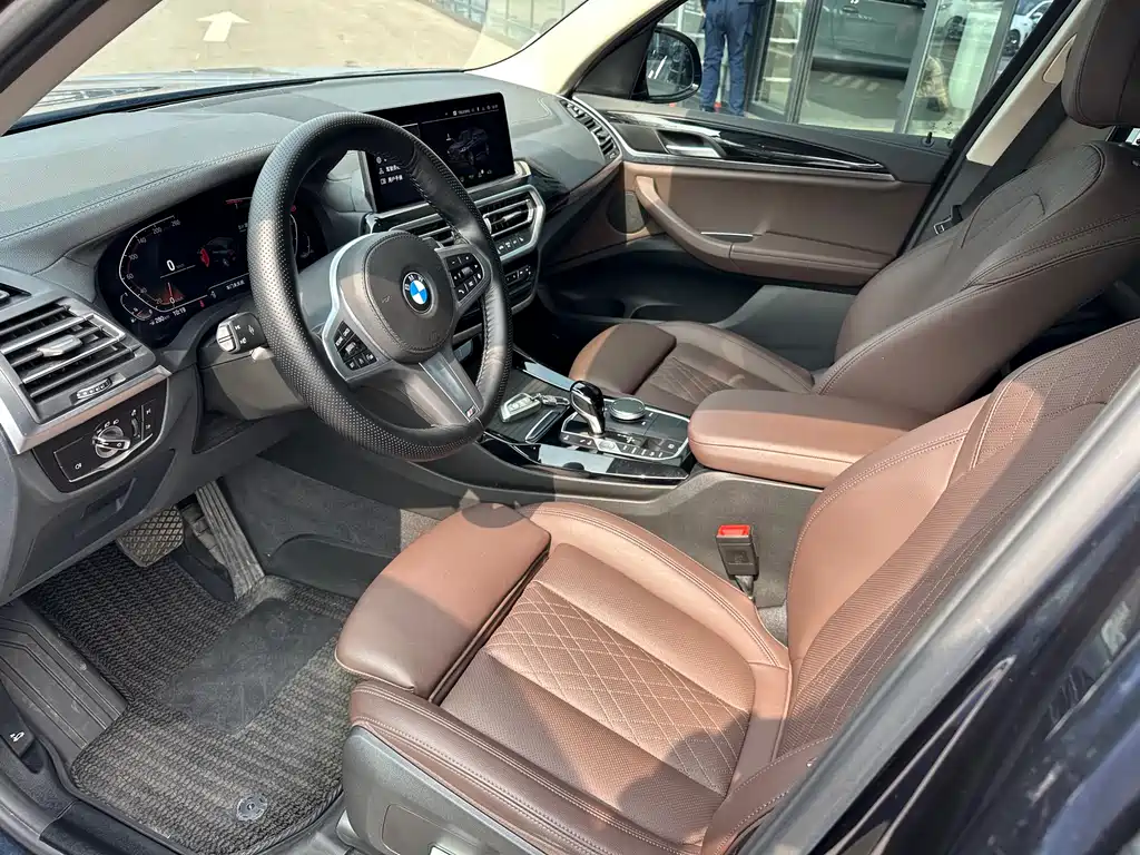 BMW X3 2022 facelift xDrive25i M sports package купить на сайте DeffCars