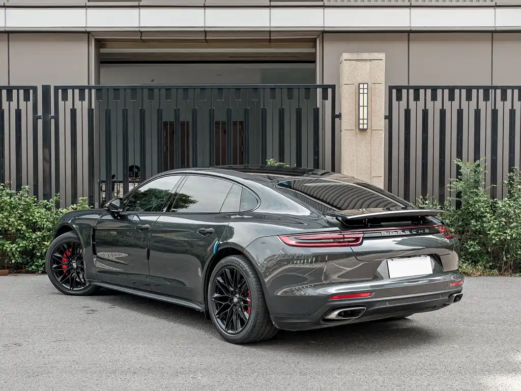 Panamera 2019 Panamera Executive Extended Edition 2.9T купить на сайте DeffCars