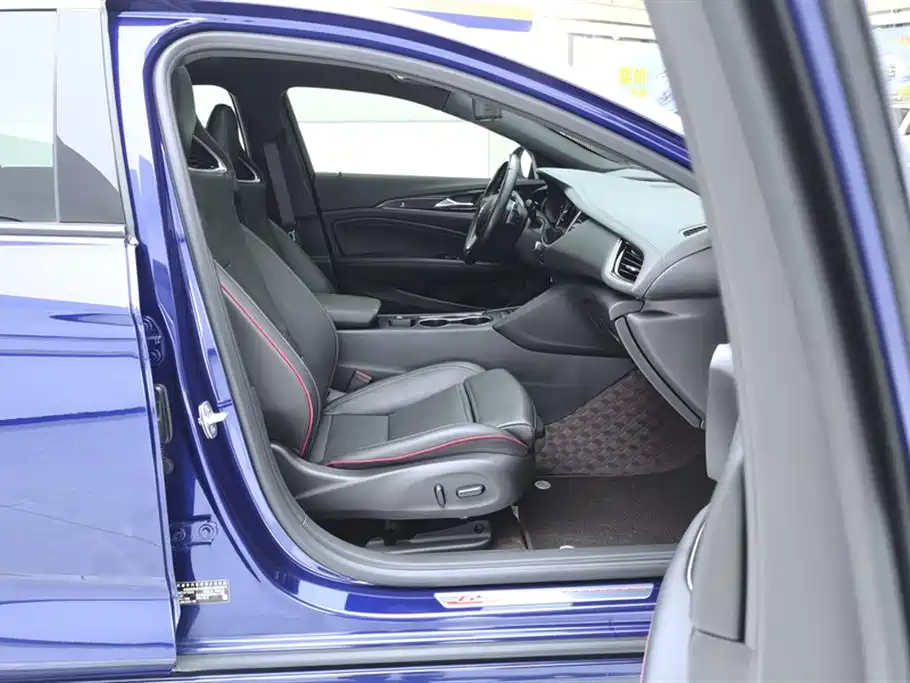 Regal 2020 GS 28T Elite купить на сайте DeffCars