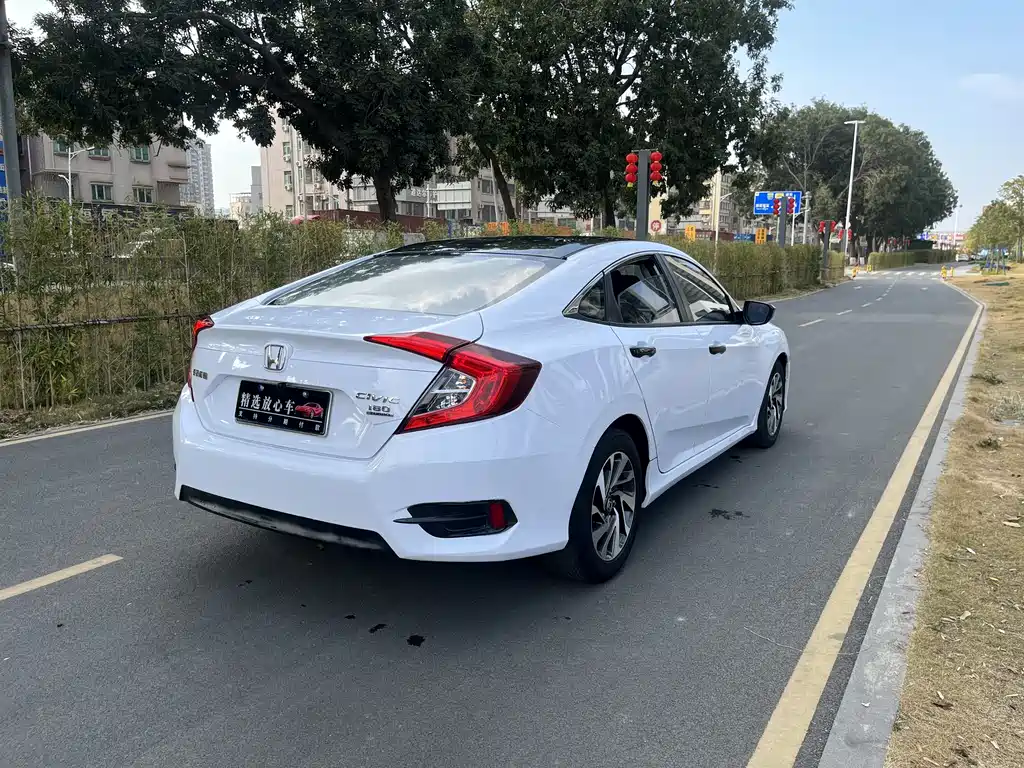 Civic 2019 180TURBO CVT Shangyue Edition National VI купить на сайте DeffCars