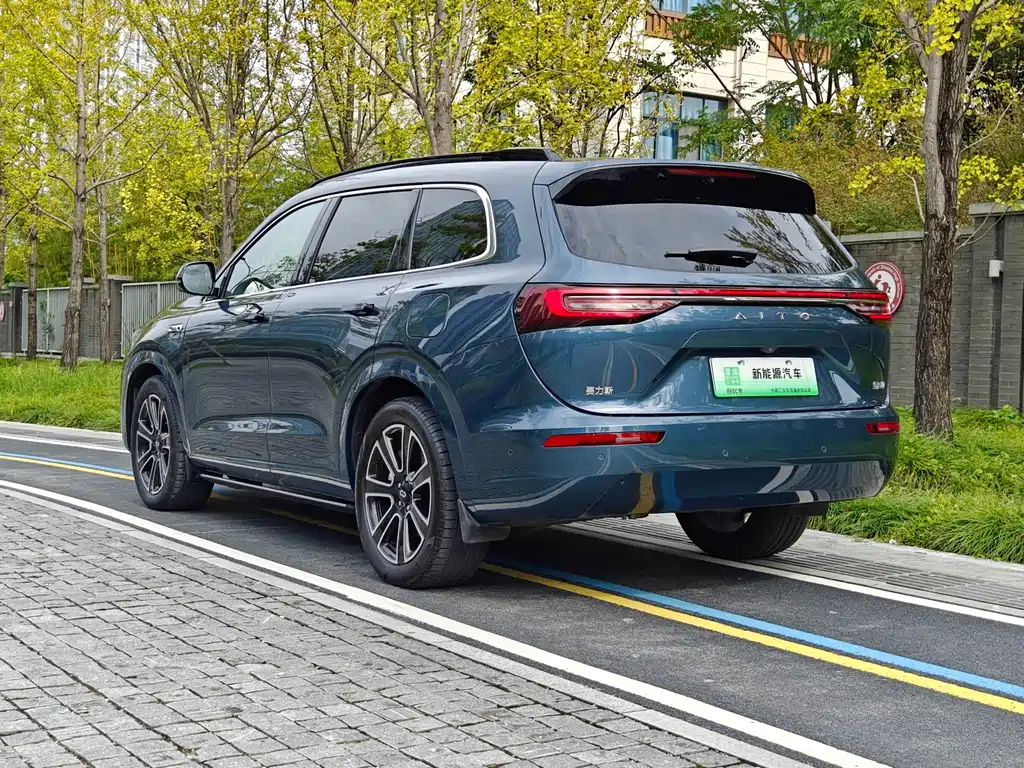 Wenjie M7 2024 1.5T Intelligent Driving Rear Drive Ultra Version 5 Seats купить на сайте DeffCars