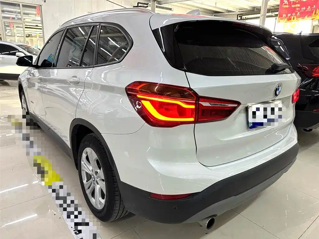 BMW X1 2016 sDrive18Li Exclusive Model купить на сайте DeffCars