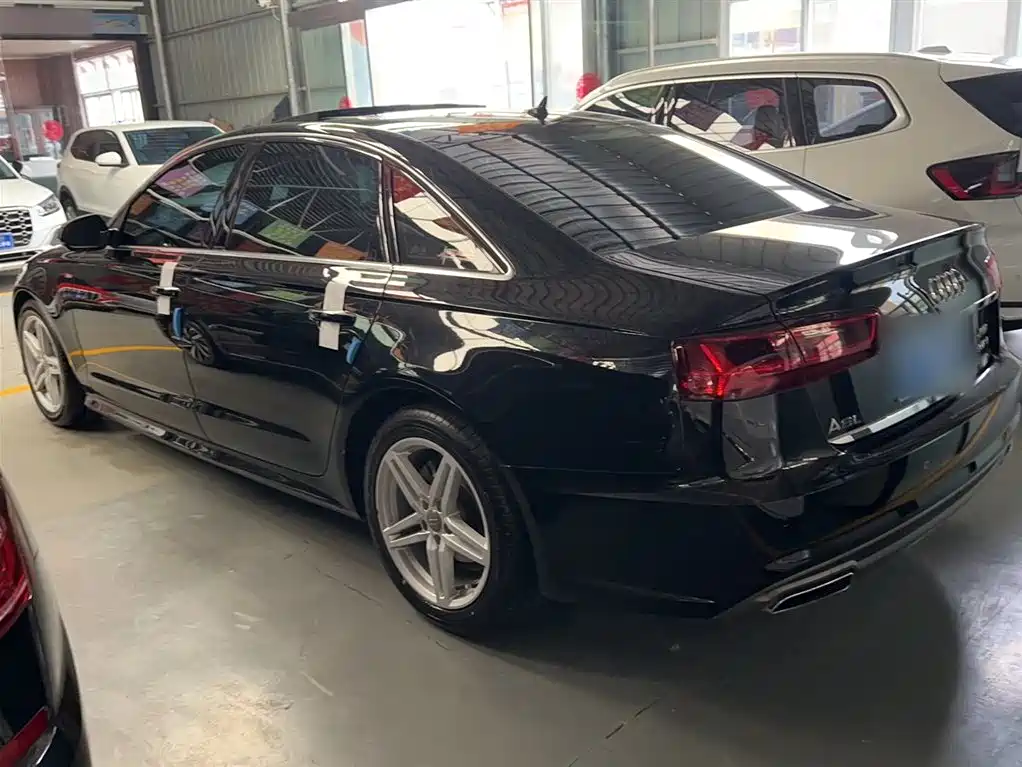 Audi A6L 2018 30th Anniversary Model 30 FSI Fashion Model купить на сайте DeffCars
