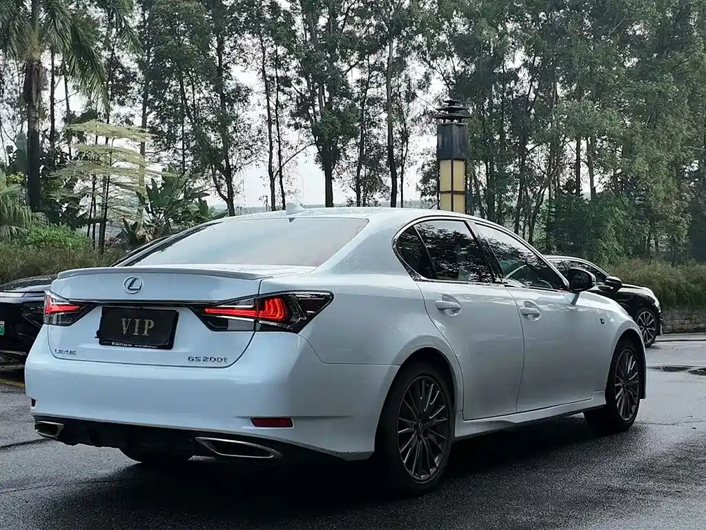 Lexus GS 2016 200t F SPORT купить на сайте DeffCars